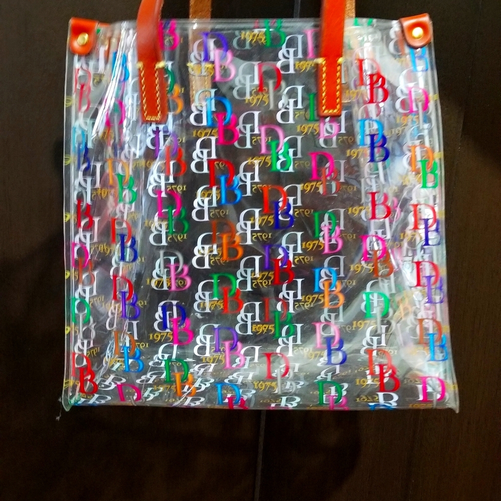 Dooney & Bourke